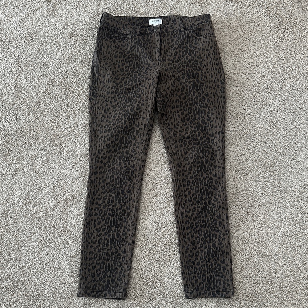Per Se by Carlisle Leopard Print Brown Strait Leg Bootcut Jeans Size 6